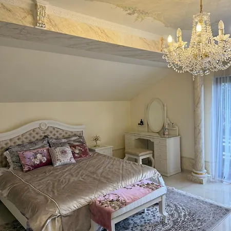 Lily Rose Bed & Breakfast