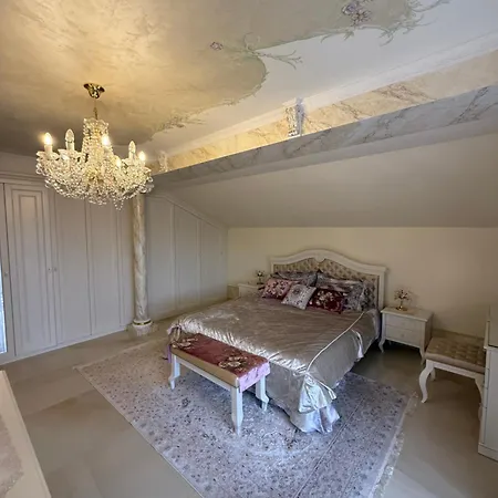Bed & Breakfast Lily Rose