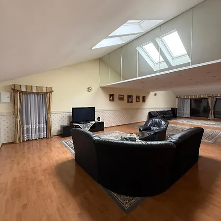 Lily Rose Bed & Breakfast Karlovy Vary